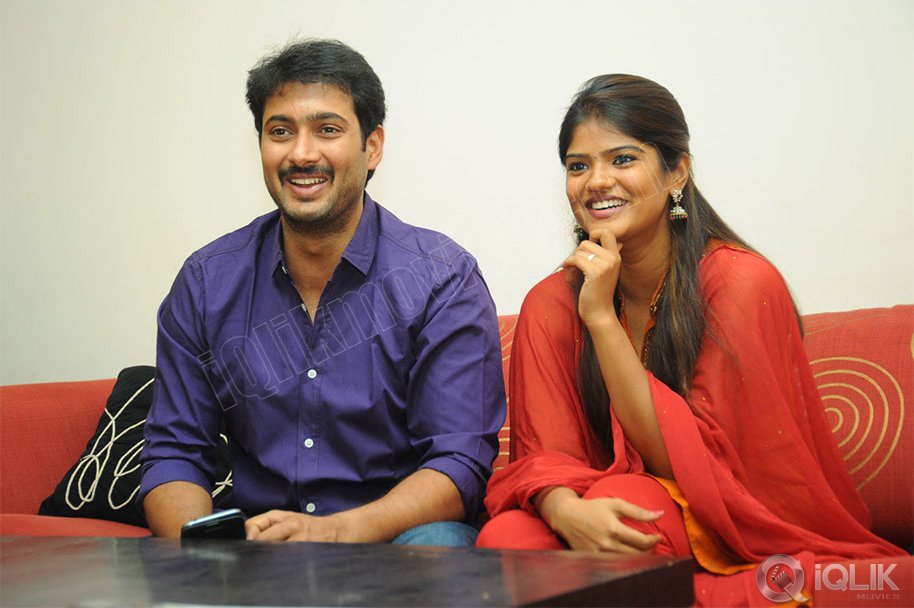 Uday-Kiran-and-wife-Vishitha-Gallery